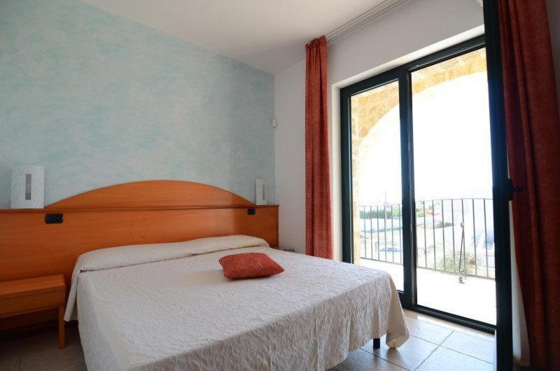 Villa Arneide Bed And Breakfast Torre Lapillo Bilik gambar